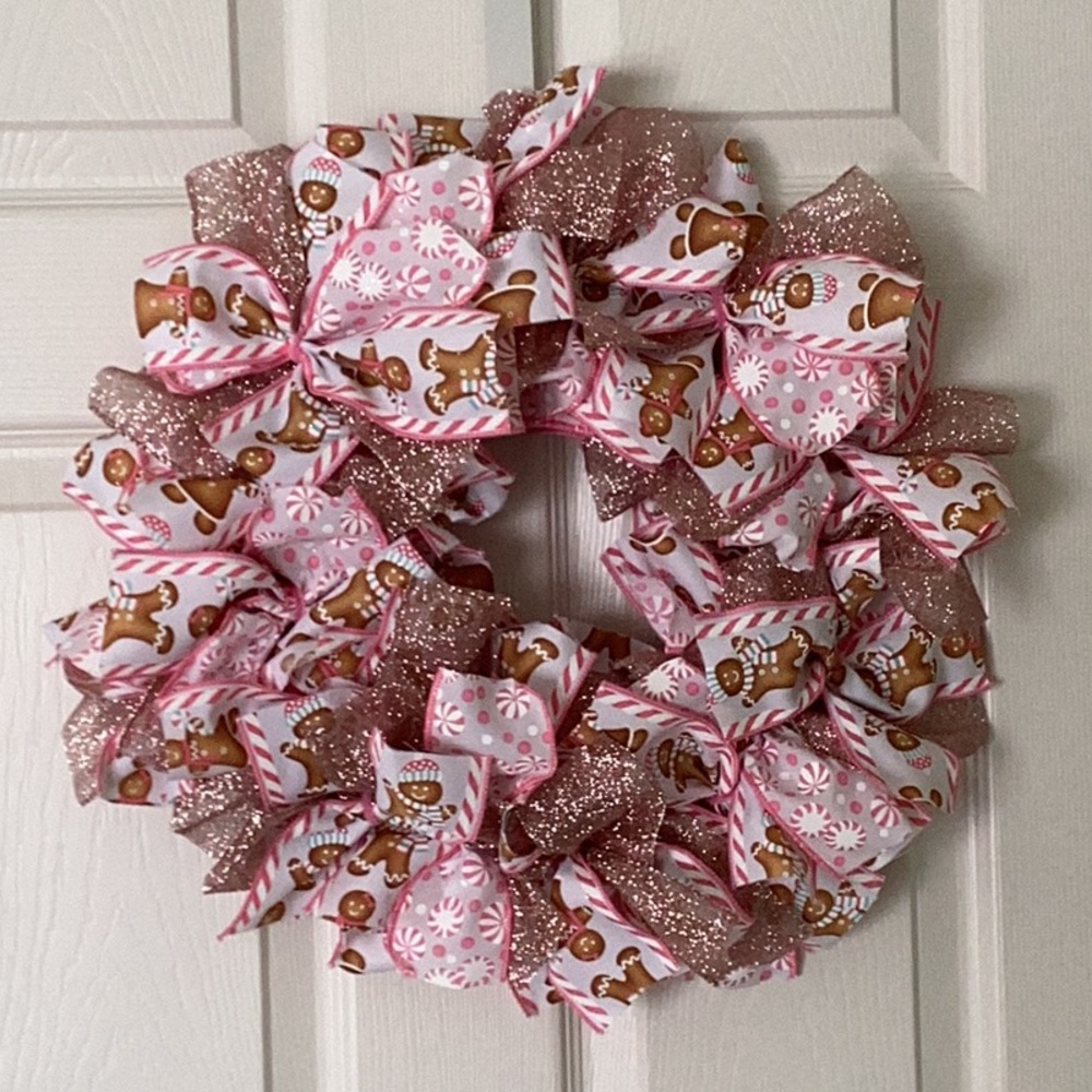 HAND CRAFTED Gingerbread Wreath Pink Gold Glitter NEW 16 Inches Peppermint